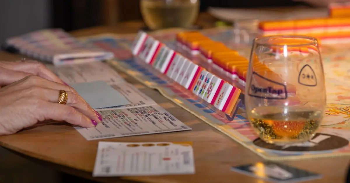 Les jeux de société incontournables à essayer avec vos amis